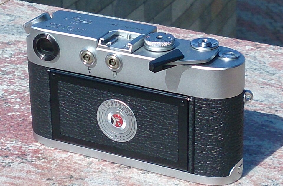 Leica M4 (10400) - Leica Camera Body (1966)